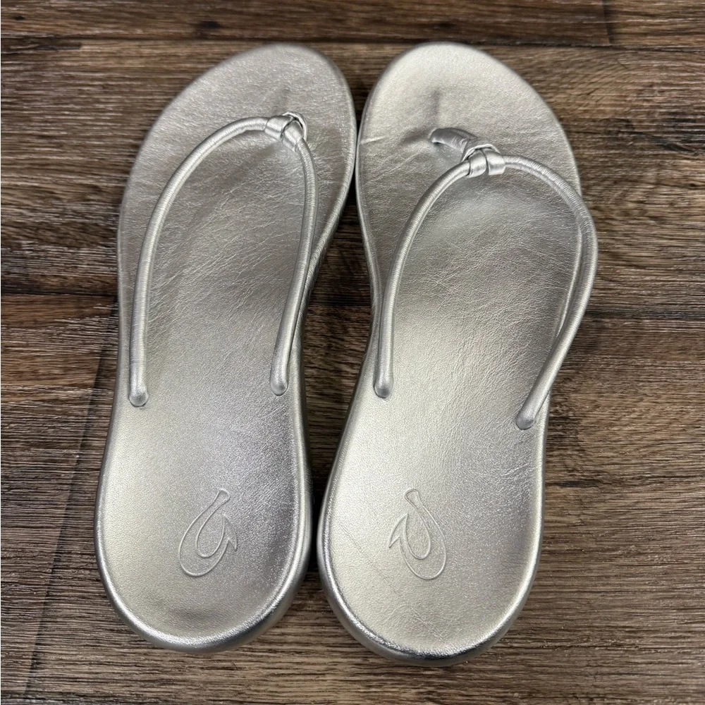 OluKai Huawai‎ Flip Flop Silver NEW SZ 11